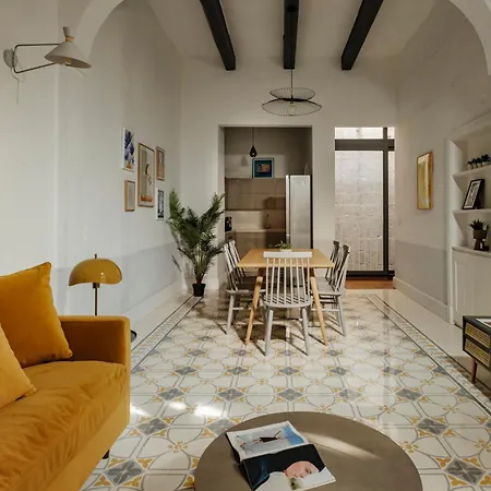 136 Old Bakery アパート バレッタ